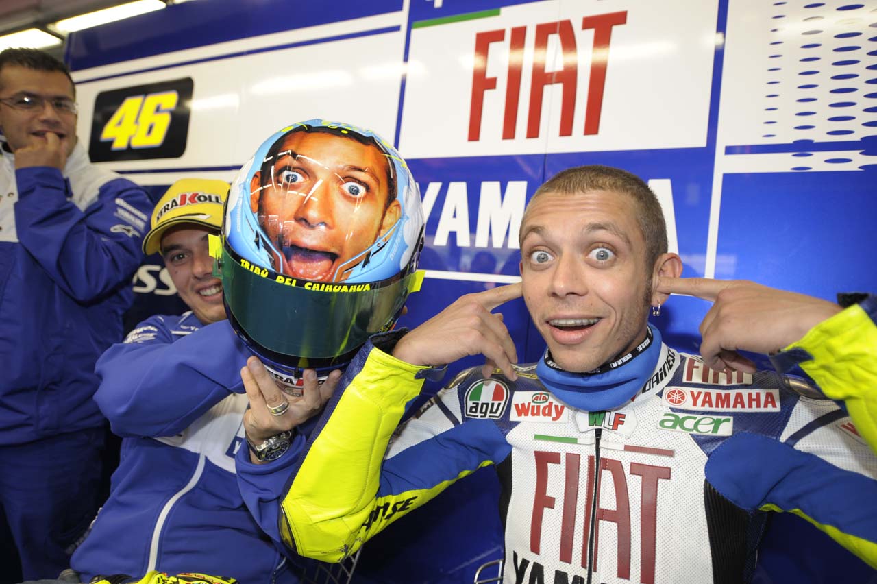 Stasera alle 21.10 puntata di “Sfide” dedicata a Valentino Rossi Stasera alle 21.10 puntata di “Sfide” dedicata a Valentino Rossi