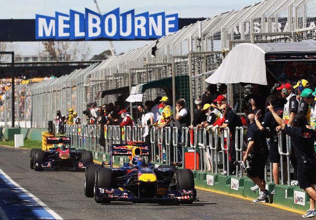 melbourne_2010_f1_red_bull_photo_by_mark_thompson_getty_images_0-0301