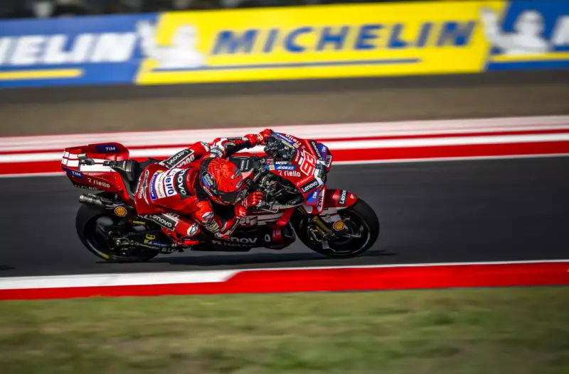 Mandalika: Márquez rimonta e chiude sesto, Bagnaia out dopo la caduta al sesto giro