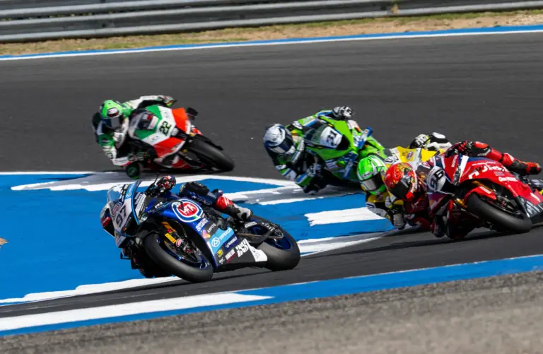 Vierge ritrova ritmo e regala due top‑10 alla Pata Maxus Yamaha, Locatelli fermato da caduta e guasto